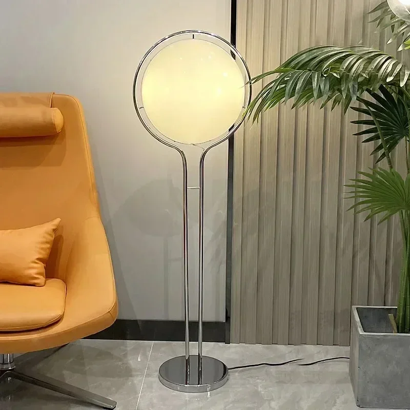 Nordycka lampa podłogowa w sty – Interior Design Years recenzja i cena